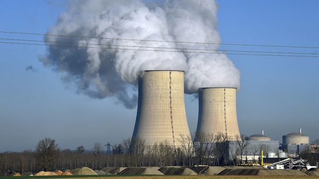 ‘China signs deal to build third nuclear reactor in Pakistan’