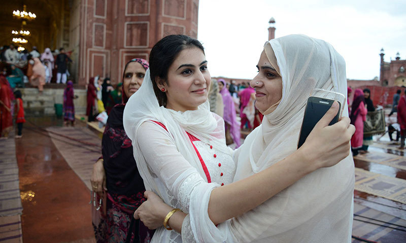 عید فطر در پاکستان - در شهر پیشاور