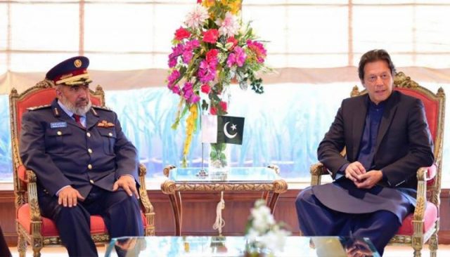 Qatar-military-chief-meeting-with-PM-Imran-Khan