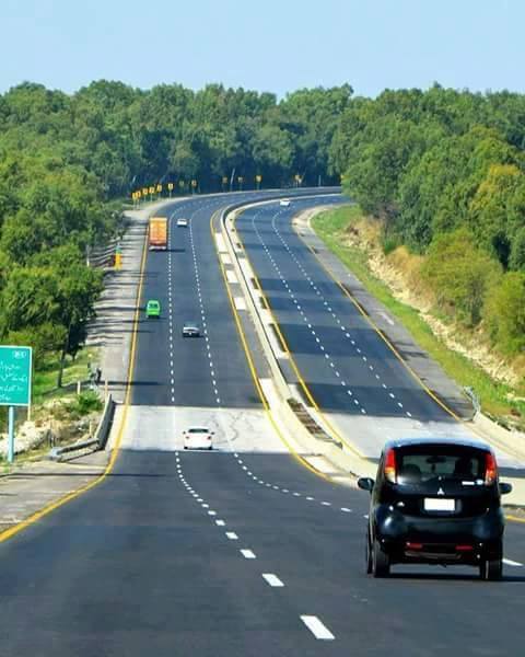 lahore islamabad motorway