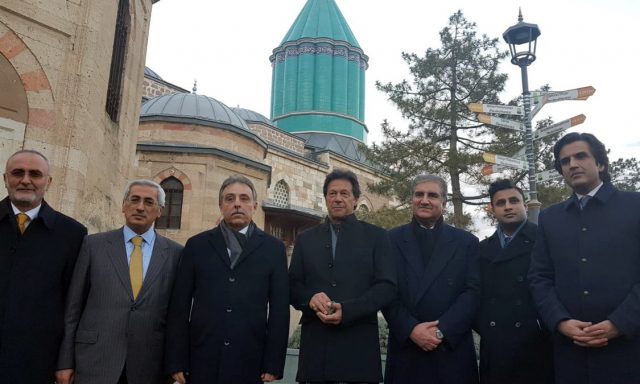 PM Imran Khan visited the mausoleum of Maulana Jalaluddin Rum
