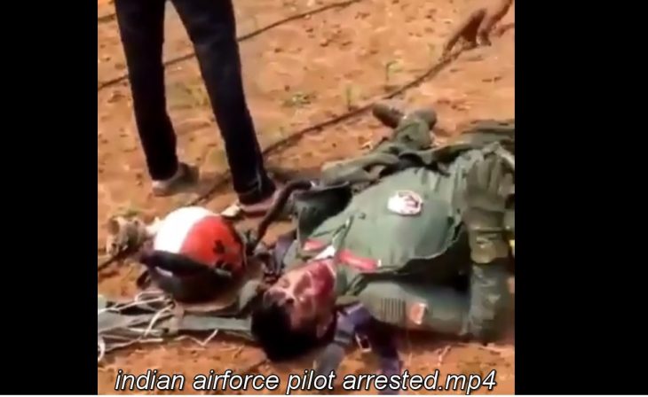 captured indian pilot by pakistani military