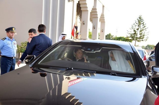 welcoming style PM Imran Khan drove Amir of Qatar