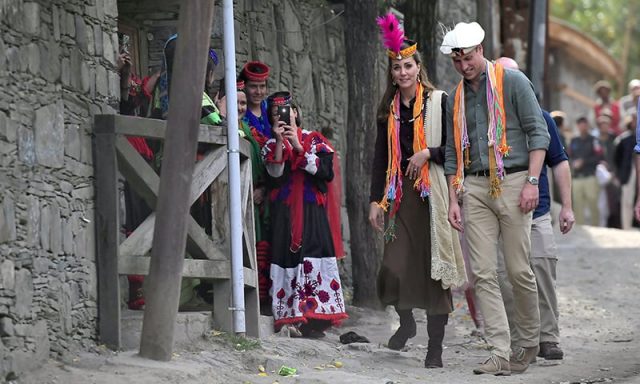 Britain's Prince William and Catherine, Duchess of Cambridge visit a settlement of the Kalash people in Chitral, Pakistan, October 16, 2019. Samir Hussein/Pool via REUTERS