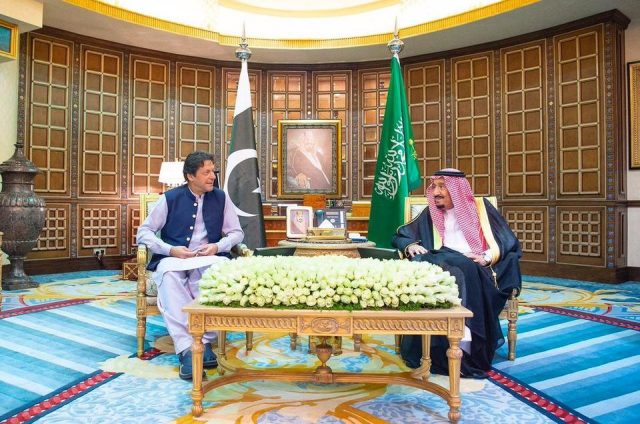 Pakistan Prime Minister Imran Khan meets with Saudi King, Crown Prince