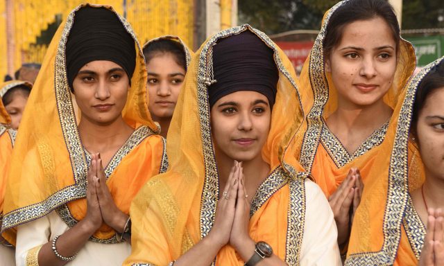 Sikh-students-pay-respect-during-a-Nagar-Kirtan
