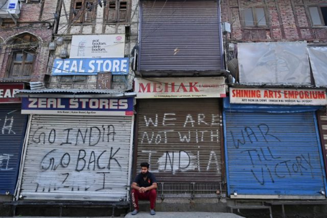 US presses India on Kashmir rights, seeks lower tensions