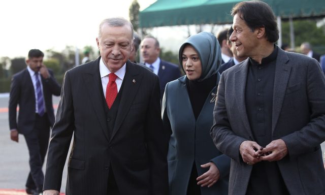 Turkey's President Recep Tayyip Erdogan, left, and Pakistan Prime