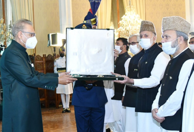 Nishan-e-Pakistan Award conferred upon Kashmiri leader Syed Ali Shah Geelani