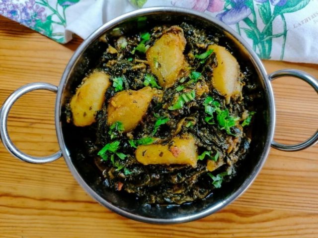 1 Aloo palak potato and spinach curry in Pakistani style