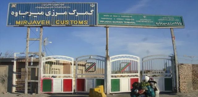 15 Iran-Pak-border-MIRJAVEH