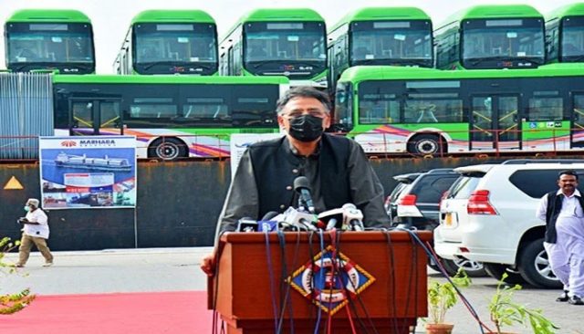 _40-buses-for-Green-Line-BRTS-project-arrive-at-Karachi-Port_akhbar