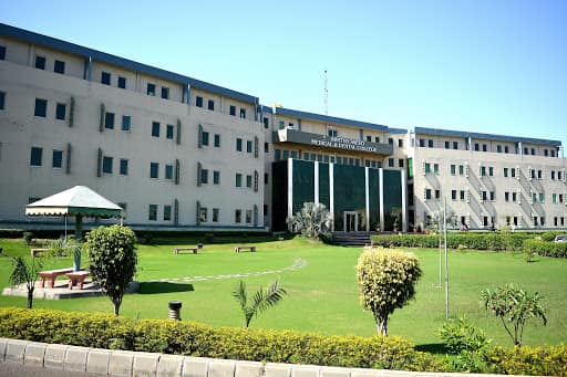 . University College of Medicine and Dentistry