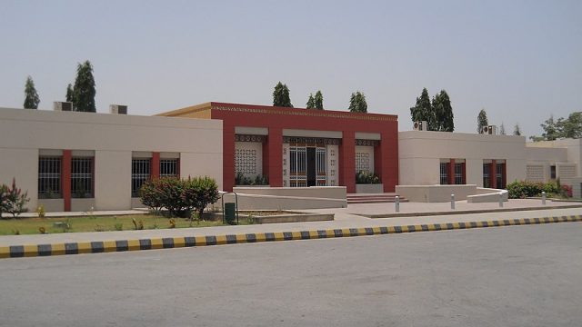 Hamdard College of Medicine & Dentistry