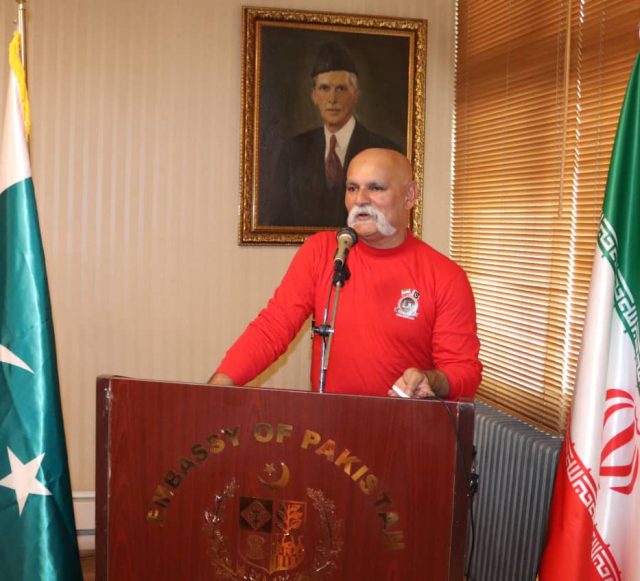 تور موتورسواران پاکستانی در سفارت پاکستان در تهران